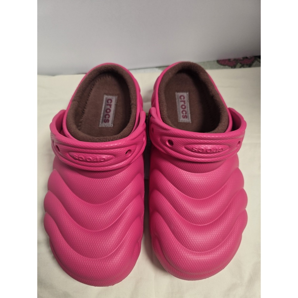 Crocs‎ (Womens 9 Mens 7) Classic Lined Overpuff Clogs Dragon Fruit Pink Shoes